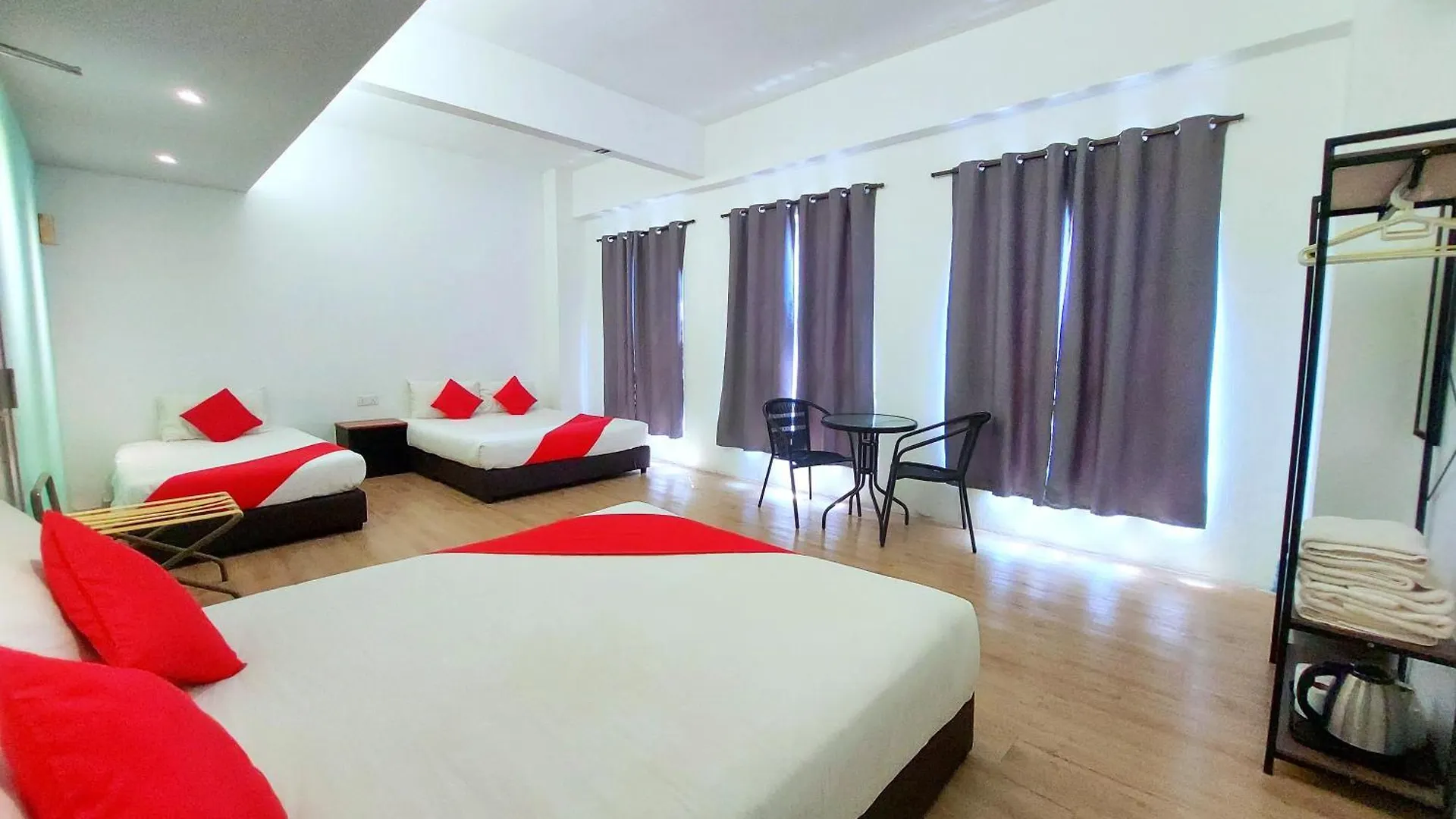 **  Good2Stay Budget Hotel L Lift L Coway Water L Wifi6 L Laundromat Melaka Malezja