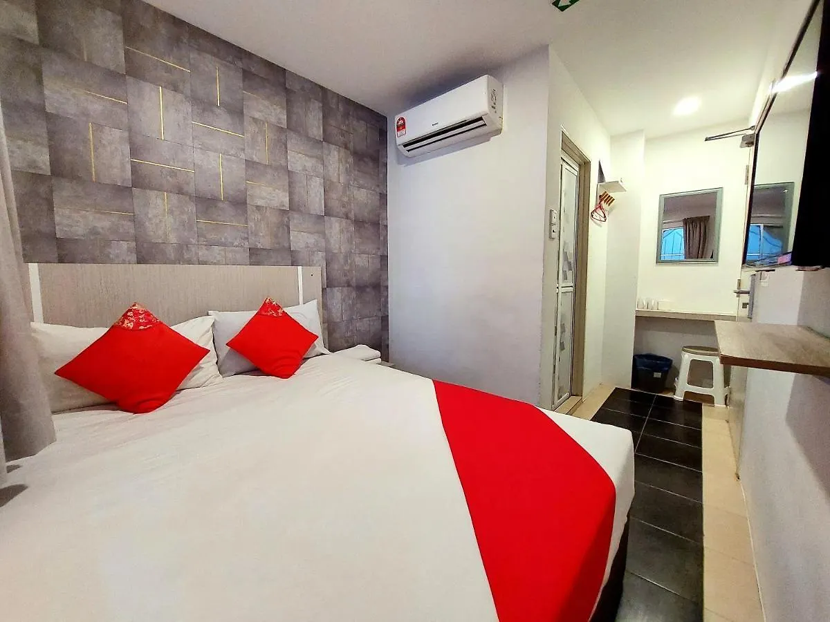 Good2Stay Budget Hotel L Lift L Coway Water L Wifi6 L Laundromat Malacca 2*,  Malesia